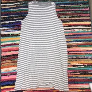 EUC💟Ladies Gray/White Pinstripe Dress